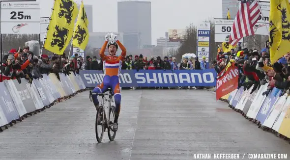 He's the number one junior. Mathieu van der Poel of The Netherlands holds up his #1 bib number. © Nathan Hofferber