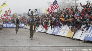 Sven Nys wins his second Elite World Championship over Klas Vantornout in Louisville, KY. © Nathan Hofferber