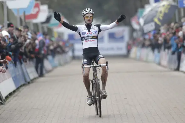 Niels Albert winning in Lille (file photo). © Bart Hazen