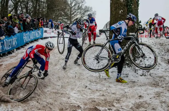 Zahner on a slippery, snowy turn. Courtesy of Simon Zahner