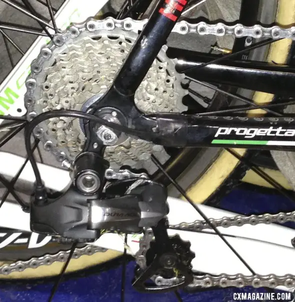 Sven Nys' 11-28 cassette with custon 28t cog and Ultegra lockring was one of the few non-stock Dura-Ace component choices. © Cyclocross Magazine Sven Nys' 11-28 cassette with custon 28t cog and Ultegra lockring was one of the few non-stock Dura-Ace component choices. © Cyclocross Magazine