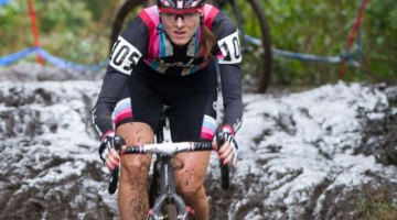 Gabby Day on the mud chute, followed by teammate Krasniak © Todd Prekaski