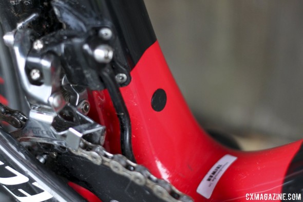 The 2013 Specialized Crux Pro is Shimano Di2 ready. © Cyclocross Magazine