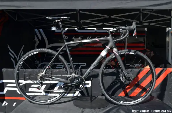 The Felt F2X model for 2014 comes with SRAM Red 22 and hydraulic brakes. © Cyclocross Magazine