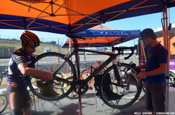 Paxson gets ready for the race by switching tires an hour before race start. © Cyclocross Magazine