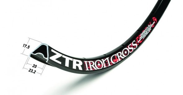 The award-winning NoTubes Iron Cross got some updates for this year.