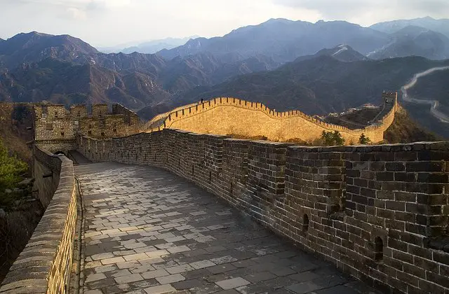 The biggest cx barrier ever? The Great Wall in Badaling, Yanqing, China. © Vin Crosbie on flickr