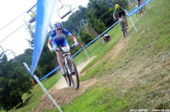 Georgia Gould running the short track race before falling short in a sprint for second as Davison took the win. © Cyclocross Magazine