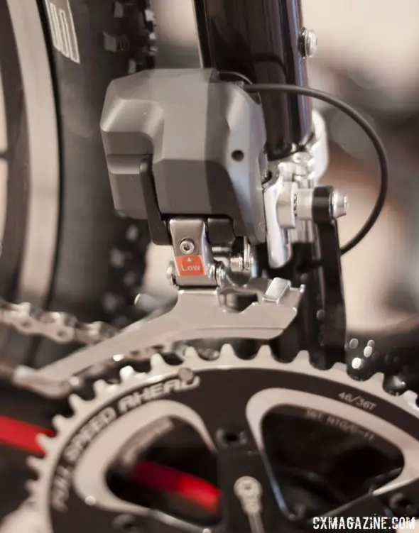 Don't be afraid to charge up a steephill in the big ring. The Shimano Ultegra Di2 FD-6770 front derailleur will keep your chain on the rings even under load. © Cyclocross Magazine Don't be afraid to charge up a steephill in the big ring. The Shimano Ultegra Di2 FD-6770 front derailleur will keep your chain on the rings even under load. © Cyclocross Magazine