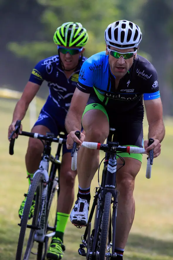 Messer leads Knapp at OVCX in Bloomington last week. © Kent Baumgardt