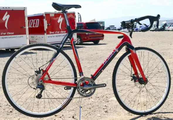 Origin 8 goes upscale with the CX700 Pro carbon disc brake cyclocross frameset. © Molly Hurford / Cyclocross Magazine Origin 8 goes upscale with the CX700 Pro carbon disc brake cyclocross frameset. © Molly Hurford / Cyclocross Magazine