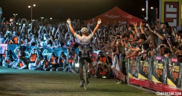 Sven Nys celebrates with his American fans with a commanding win at the Clif Bar Cross Vegas 2013. © Cyclocross Magazine