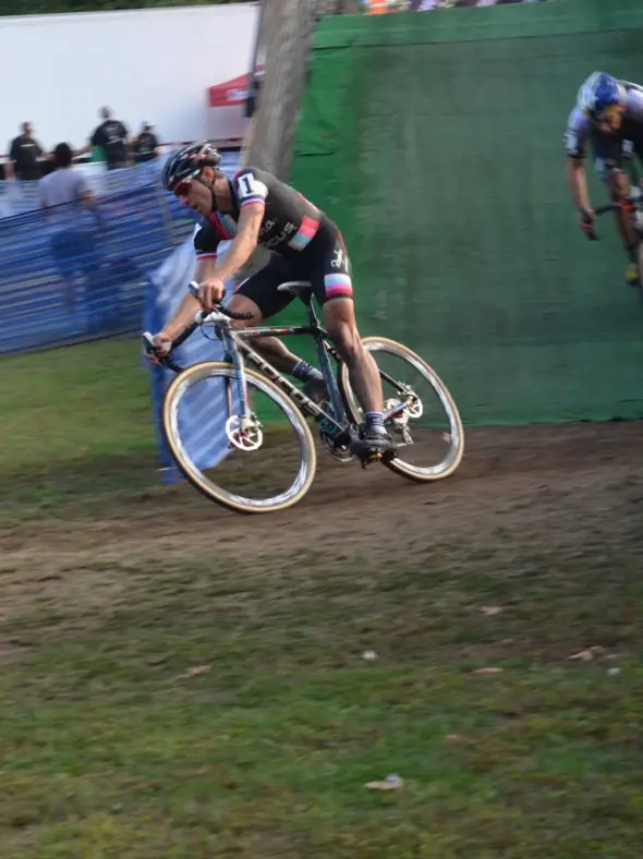 Powers heads into the last lap in the lead. © Cyclocross Magazine