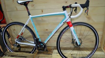 Niner introduces a new gravel bike. © Cyclocross Magazine