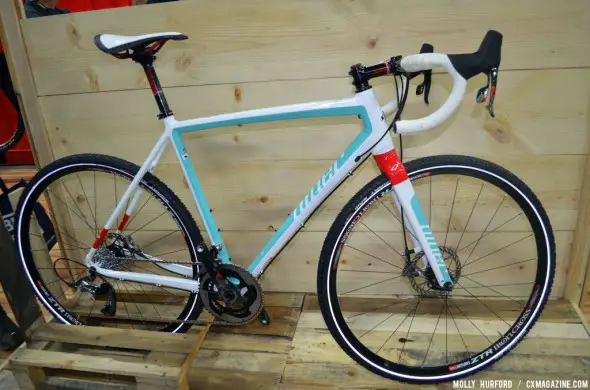 Niner introduces a new gravel bike. © Cyclocross Magazine