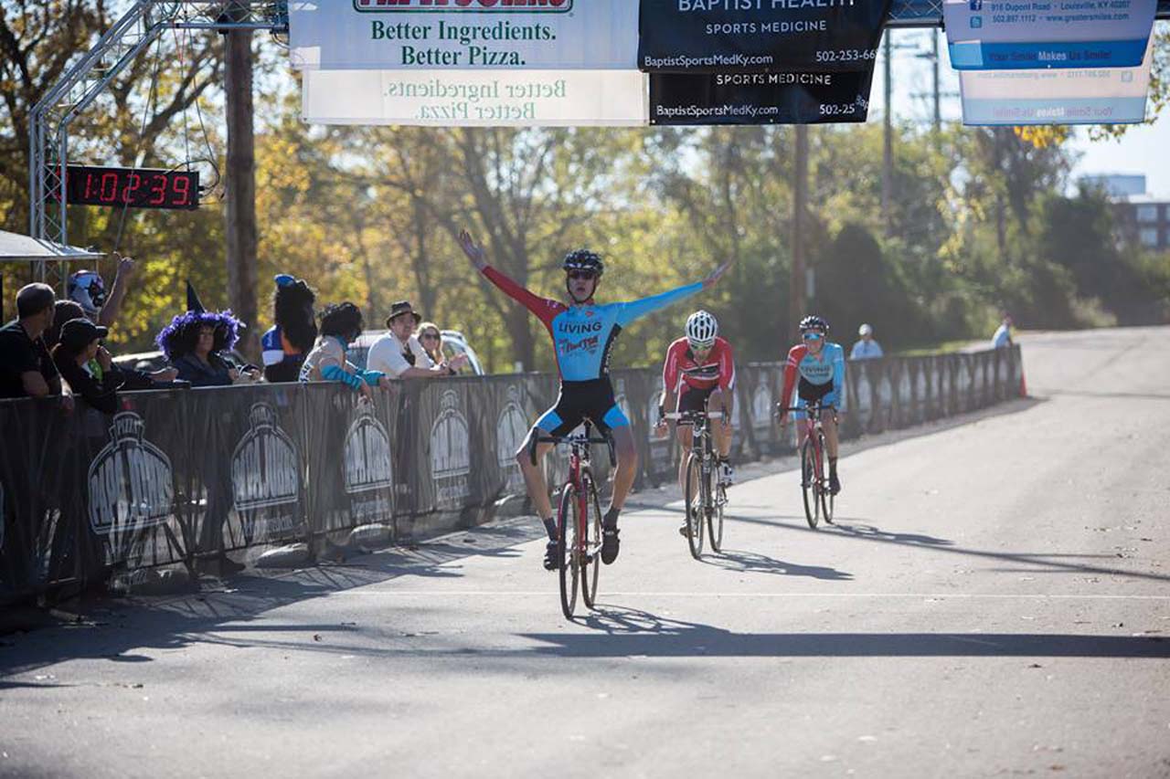 Spencer Petrov takes the win at OVCX #6. © Kent Baumgardt