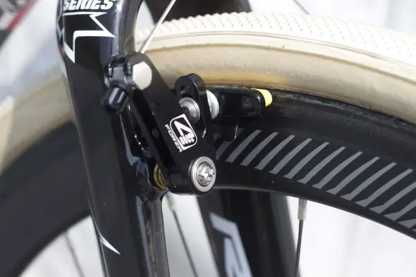 4ZA Cirrus Pro CX brakes on Van Tichelt's X-Night. © Cyclocross MAgazine