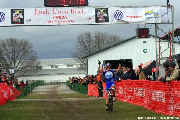 Nash coming in for the win on the last day of Jingle Cross Rock 2013. © Mike McColgan