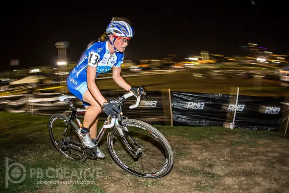 Katerina Nash was the Elite Women’s star, under the lights and in the sunshine. © Philip Beckman / PB Creative 