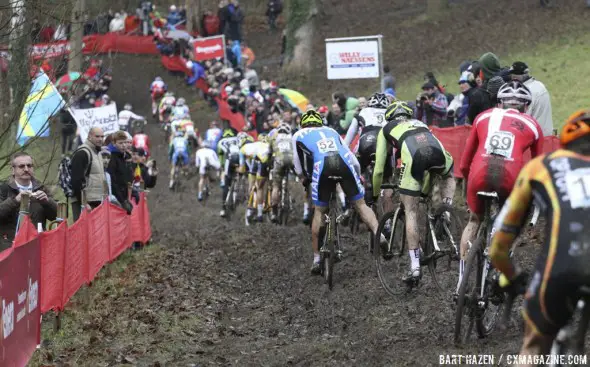 It was a slippery, treacherous day at the 2013 World Cup in Namur. © Cyclocross Magazine