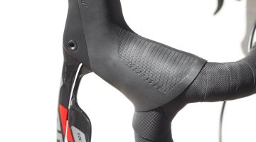 SRAM RED 22 and S-700 hydraulic disc brake and rim brake recall. © Cyclocross Magazine