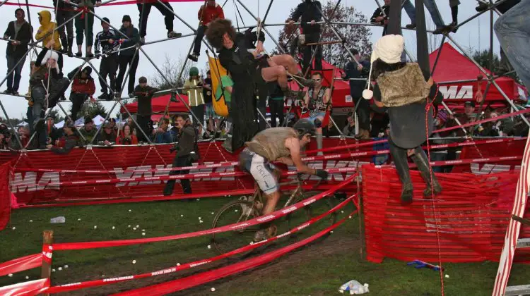 Racers had to avoid aerial human barriers. © Janet Hill / spotshotphotog