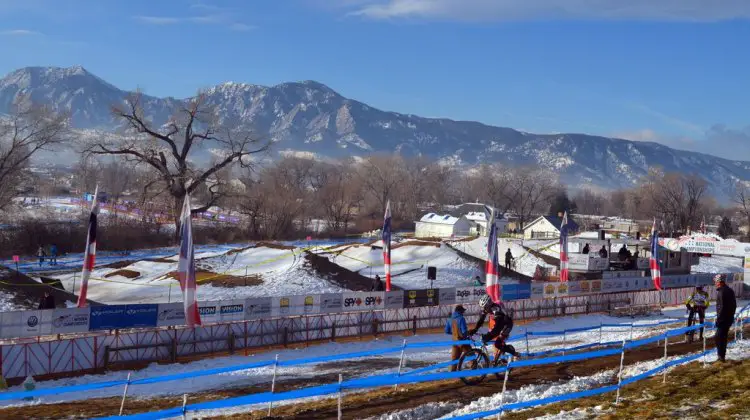 The Masters men took to the course in chilly conditions this morning. © Cyclocross Magazine