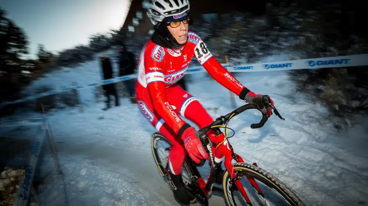 Rachel Lloyd racing to fourth at the 2014 Deschutes Brewery Cup. © Mathew Lasala