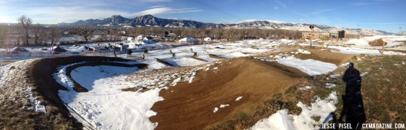 Just a few small piles of snow nearby Valmont Bike Park. © Jesse Pisel