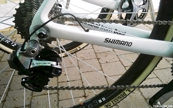 Sven Nys pairs Dura-Ace 9070 Di2 components with the R785 hydraulic Di2 levers. © Cyclocross Magazine