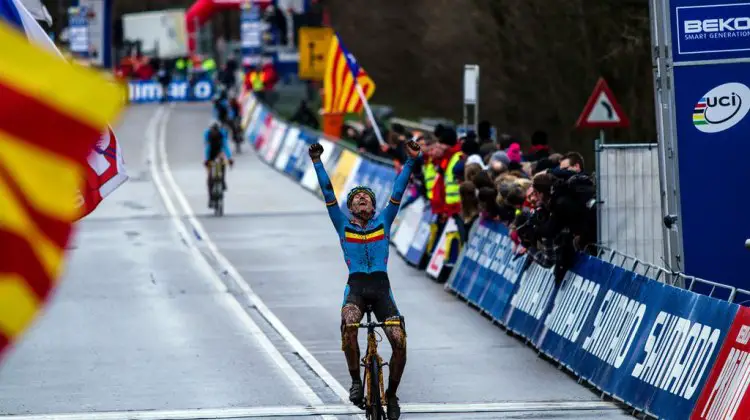 Thijs Aerts wins Junior UCI Cyclocross World Championships. © Thomas Van Bracht