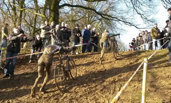 Mathieu van der Poel won one of the last races of the season in Heerlen.  © Jack Stoffels