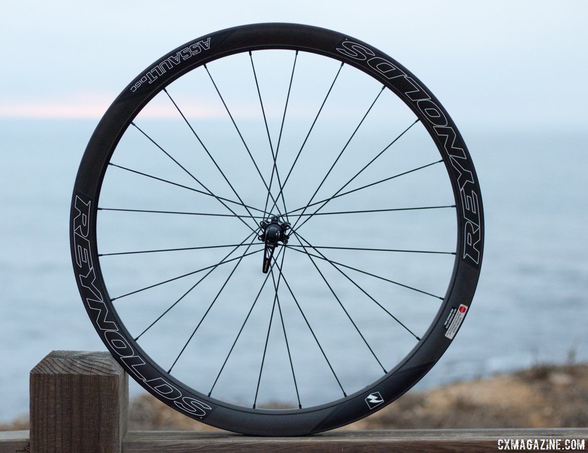 Reynolds Cycling Adds 2014 Carbon Tubular Tubeless and Disc Brake