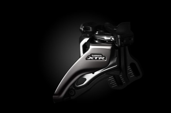 Different mounting options are available for the XTR 9000 front derailleur, but the whole unit is optional if you go single ring. 