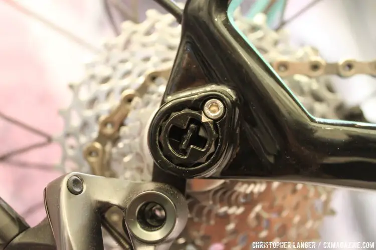 The RAT thru-axle by FOCUS was an award winner at Eurobike, and an interesting alternative. © Christopher Langer