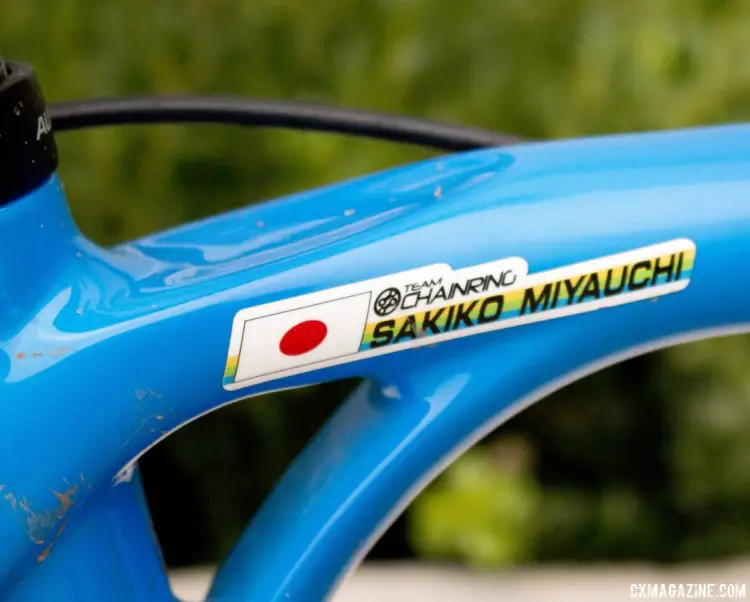 Sakiko Miyauchi's Author Team CX features a curved tube at the seat joint to aid in shouldering. © Cyclocross Magazine