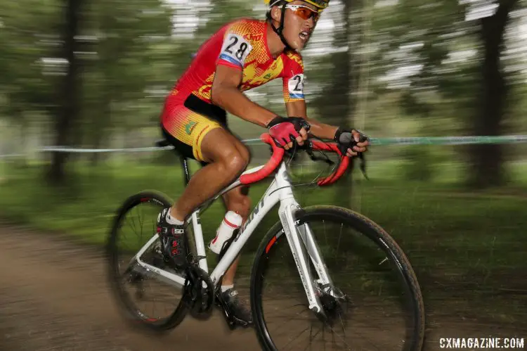 China's YuanXuan Ma was just one of four racers to show they could be competitive in international cyclocross. Ma finished on the lead lap. © Cyclocross Magazine