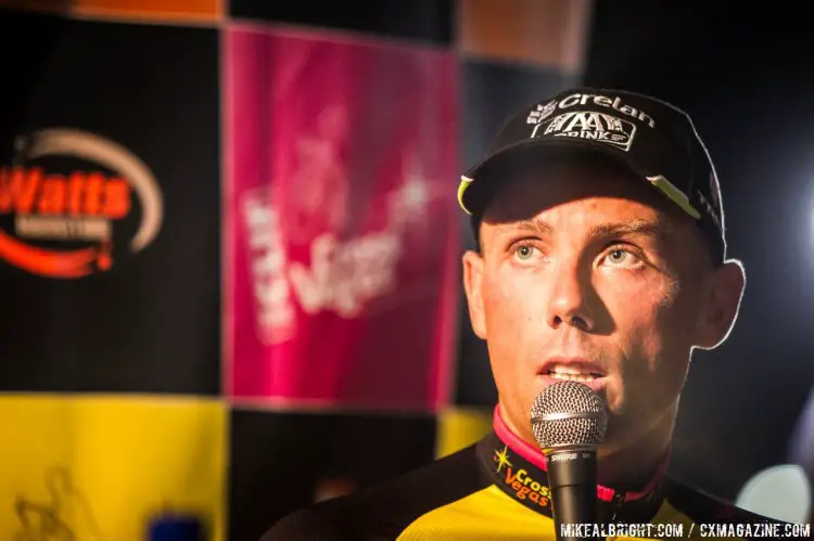 Sven Nys recalls the key moment of the race at the press conference. © Mike Albright