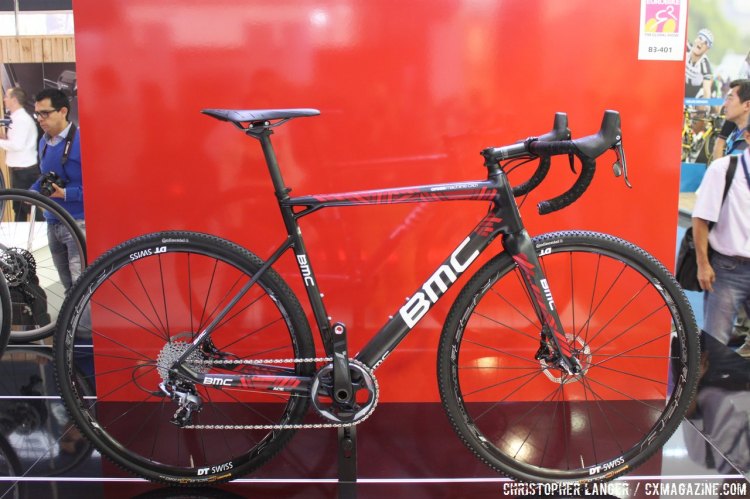 BMC was at the show with the new CrossMachine CX01. Many of its frame elements are based on their road models and its set up with SRAM Force 1x11 with hydraulic disc brakes. © Christopher Langer
