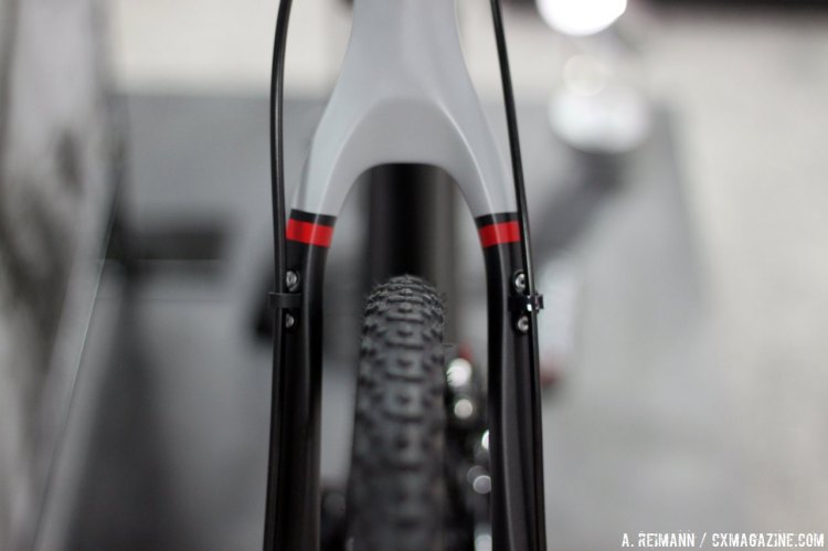 The rear stays on Garneau's Steeple Xc offer plenty of clearence in part thanks to their move to disc brakes. © Cyclocross Magazine