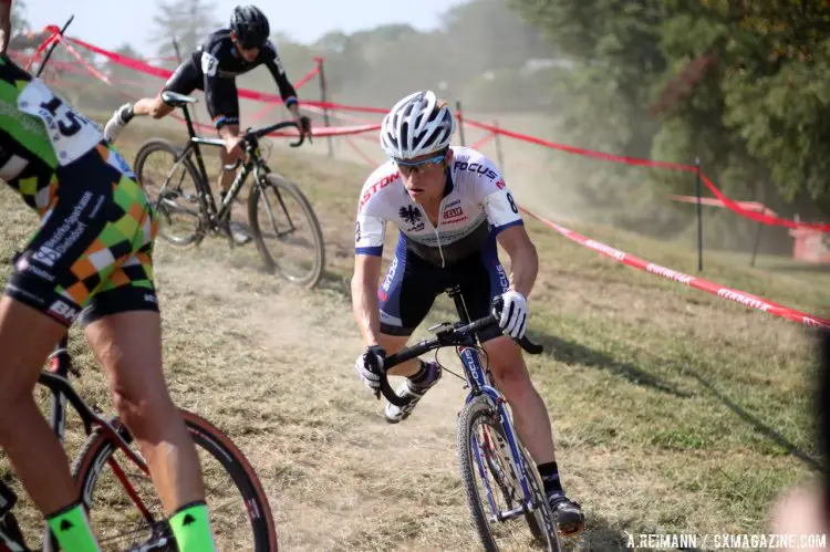 Stephen Hyde stayed within the four man lead group until he put in a large effort with two laps to go. © Andrew Reimann