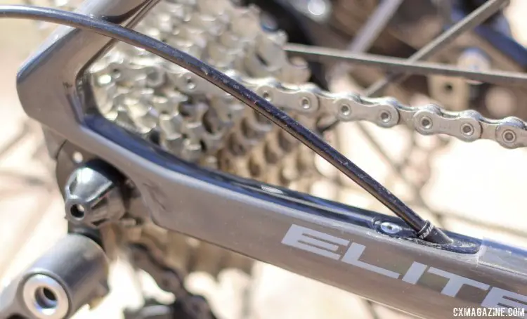 Internal cabling and sharp frame angles on the Jamis Renegade gravel/adventure bike. © Cyclocross Magazine