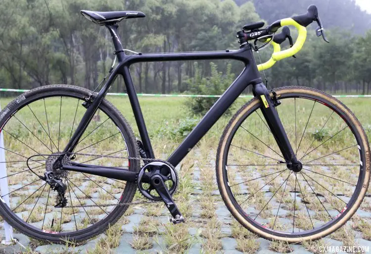 Unlike the familiar yellow and white of the Telenet/Fidea Ridley that Al rode last year, he used a matte black Ridely as his post-retirement ride. © Cyclocross Magazine
