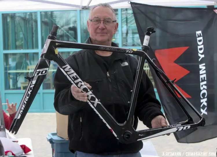 The Merckx Eeklo70 frame in the careful hands of Daniel Richter’s father. © Andrew Reimann