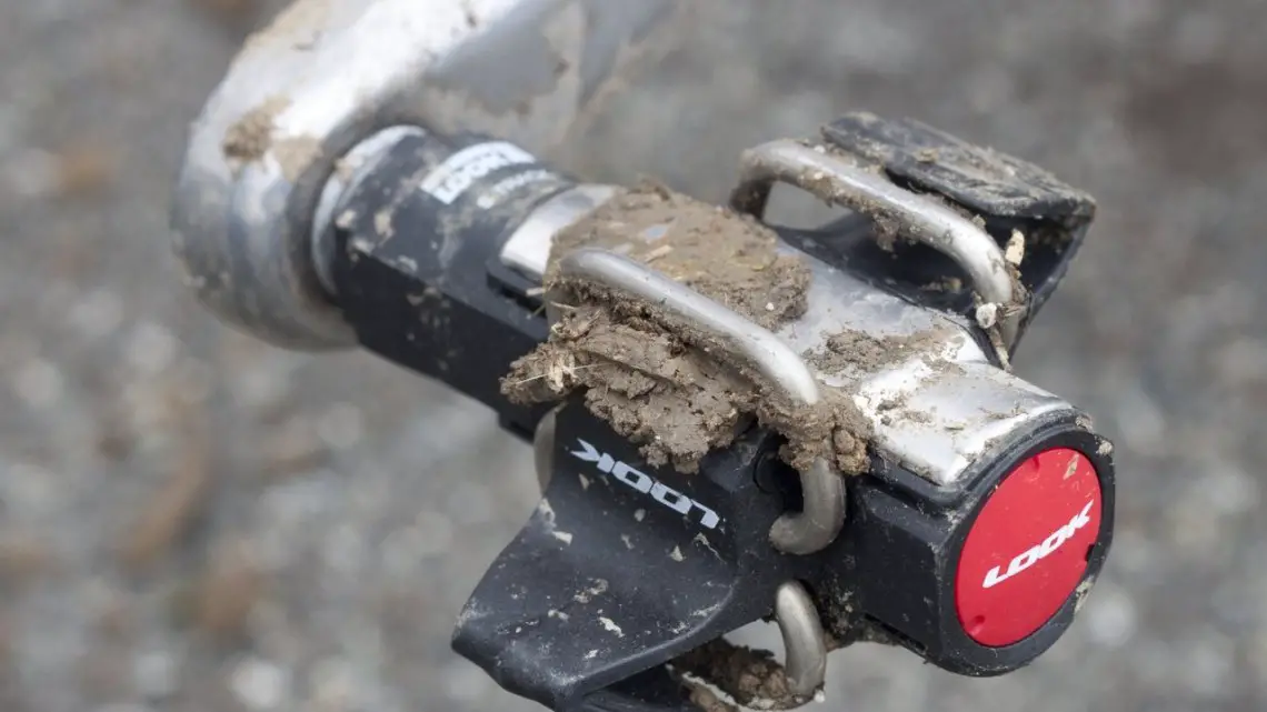 Thick mud? No problem with entry or release. Look S-Track mtb / cyclocross pedal reviewed. © Cyclocross Magazine