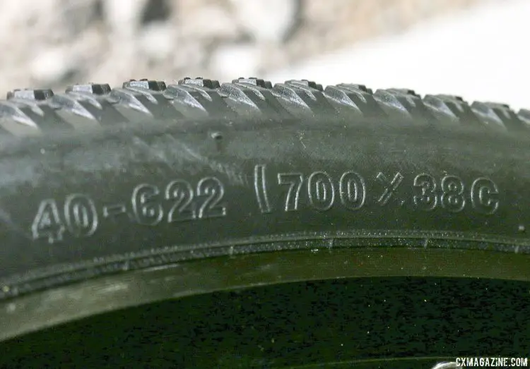 40c or 38c? The Comet is high volume, regardless of the measurement you want to believe. © Cyclocross Magazine