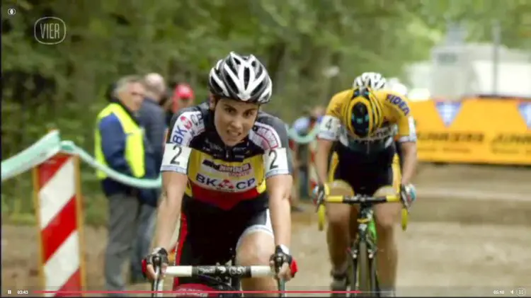 Sanne Cant puts the hurt on Van Loy - 2014 Superprestige Gieten women's race - vier.be video screenshot