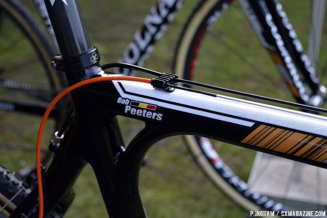 colnago-cyclocross-frames-retain-an-old-world-charm-their-top-tubes-are-immediately-recognizable-by-fans-philip-ingham-cyclocross-magazine