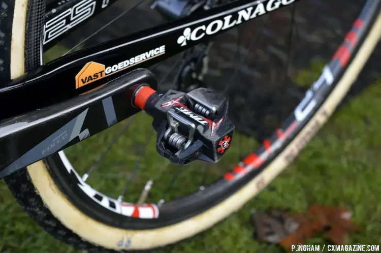 Peeters uses Time ATAC XC12 Titan Pedals, which employ a titanium axle and carbon body. © Philip Ingham / Cyclocross Magazine