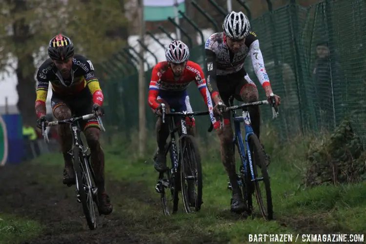 Lars van der Haar and Sven Nys were both within striking distance for much of the race, but it was the veteran’s chasing that led him to the podium. © Bart Hazen